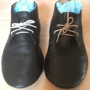 Genuine leather french barefoot shoe fits like 8US